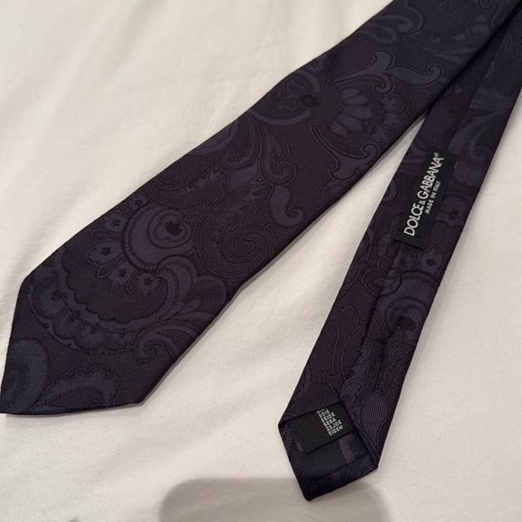 Dolce & Gabbana tie